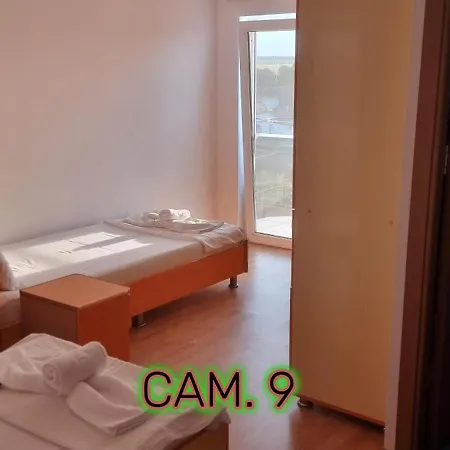 Andreea Si Eliza Guest house Costinesti